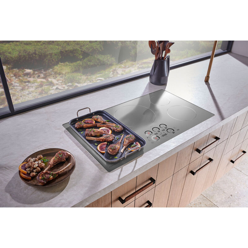 Dual Zone Griddle Accessory for the 36-inch Induction Cooktop