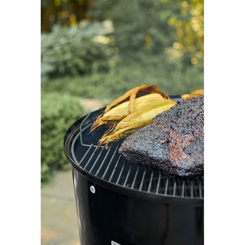 Weber smokey mountain discount cooker 18 inch smoker