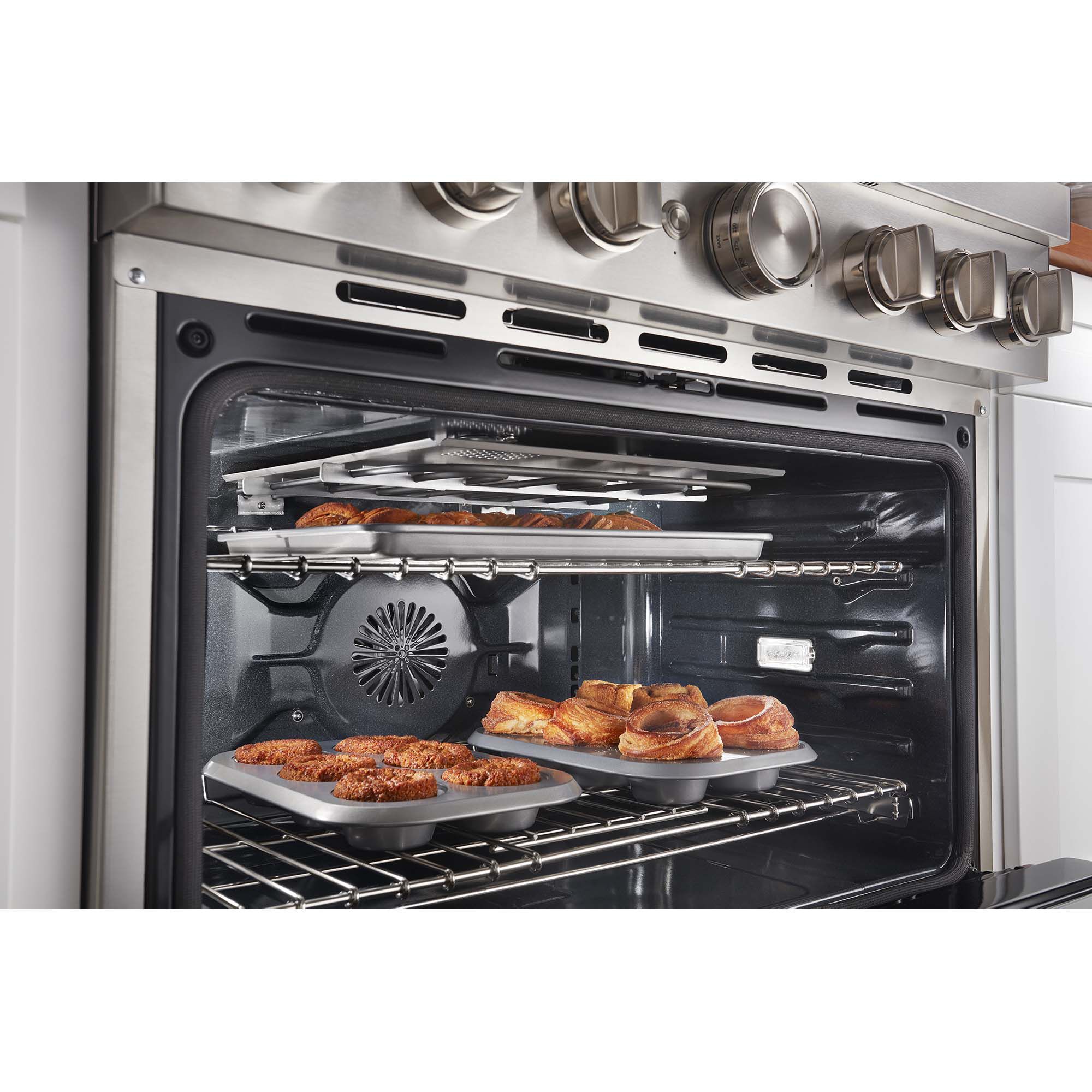 KitchenAid 36 in. 5.1 cu. ft. Smart Convection Oven Freestanding Dual Fuel  Range with 6 Sealed Burners - Stainless Steel