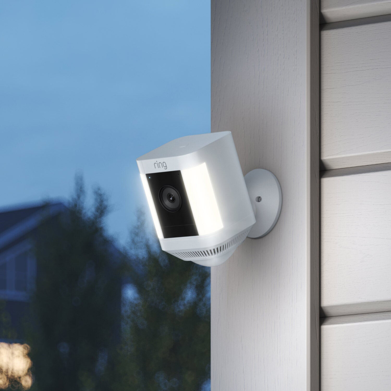Ring - Spotlight Cam Plus Outdoor/Indoor Wireless 1080p Battery 