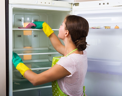 The Right Way to Use Refrigerator Drawers - Universal Appliance and Kitchen  Center