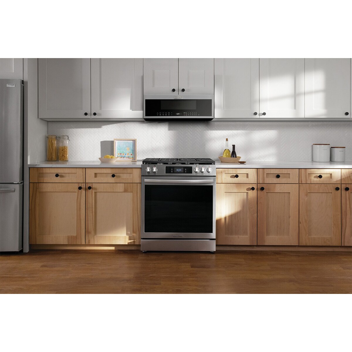 Frigidaire Gallery 30 In. 1.2 Cu. Ft. Over-the-Range Microwave With 10 ...